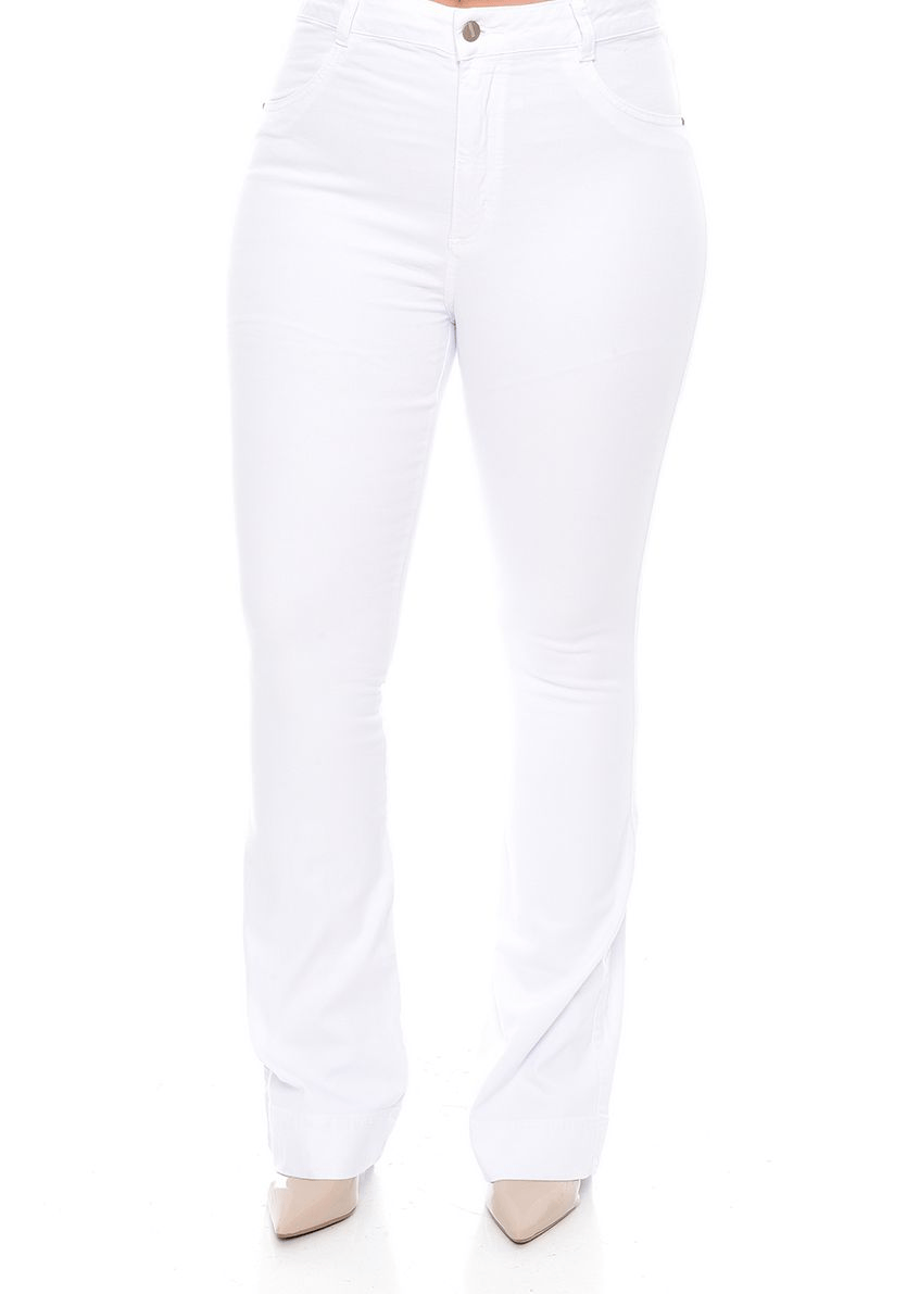 calça branca flare plus size