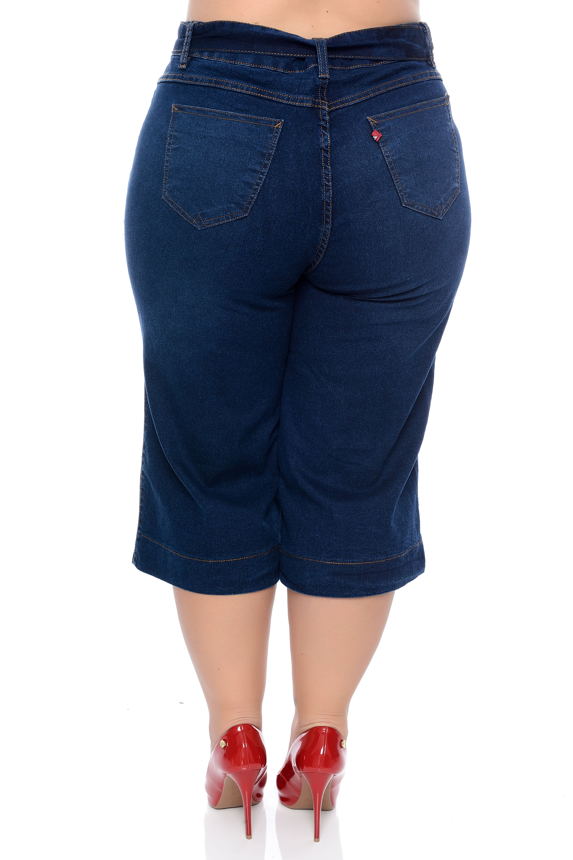 calça pantacourt plus size jeans