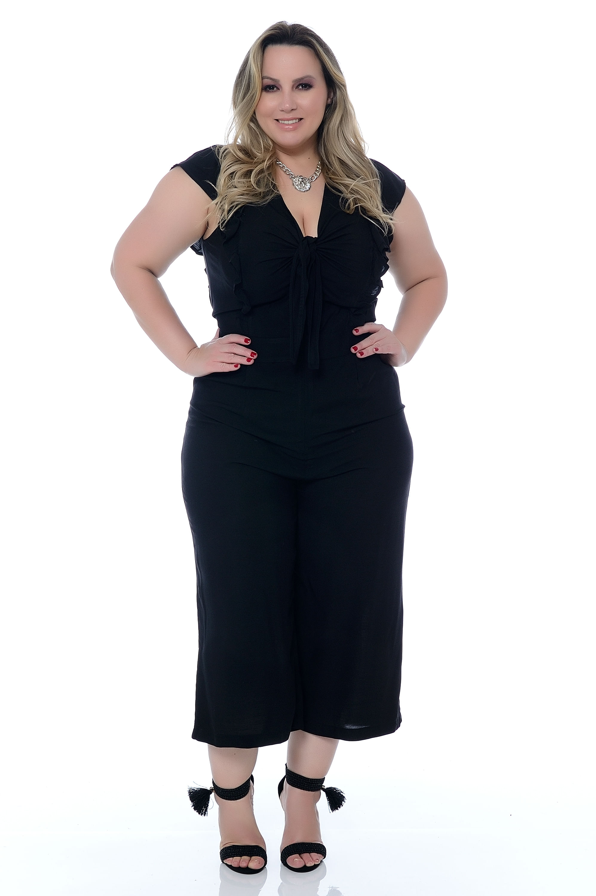 pantacourt plus size preta