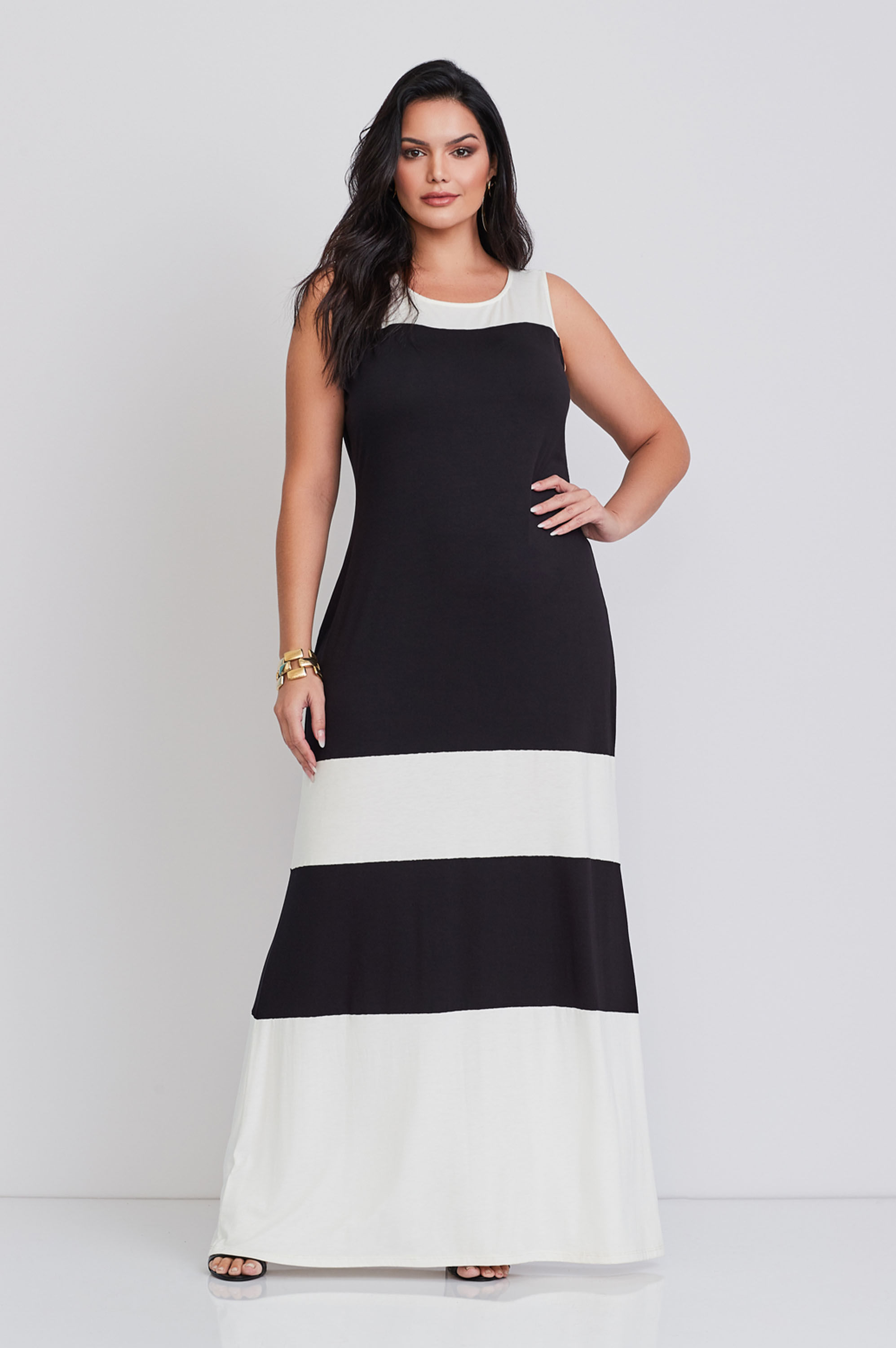 VESTIDO LONGO SEM MANGA EM VISCOSE PRETO PLUS SIZE Menor preço em VESTIDO LONGO SEM MANGA EM VISCOSE PRETO PLUS SIZE